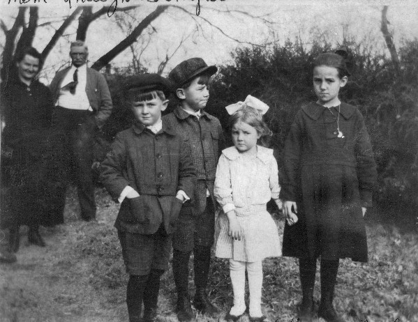 Mary (Holmes) Stevens , John W. Simpson, Don Stevens, Harold Stevens, Charlotte Stevens, Emily Dunmire
