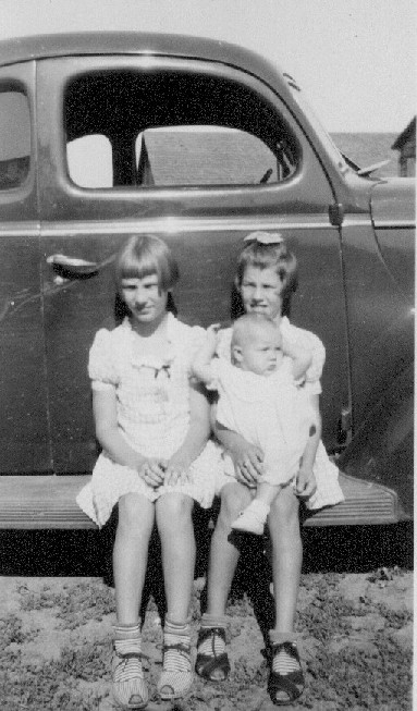 Dixie Lee Sam, Karen Sue Sams & Dana Lou Sams