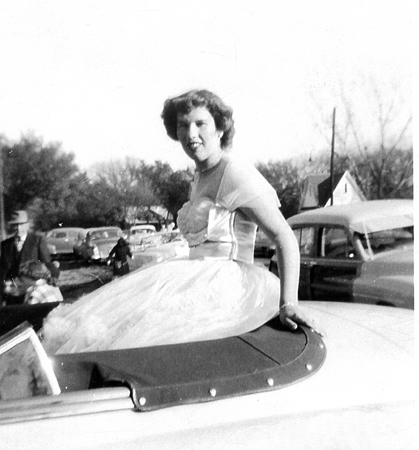 Dana Sams - Attendant to queen blue formal, riding in Olds convertible Ladreamder Weis queen,  Sandra Selleck other attendant
