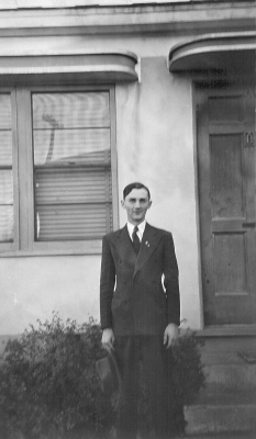 Bill Stevens in front of Mason Boones' apartment
