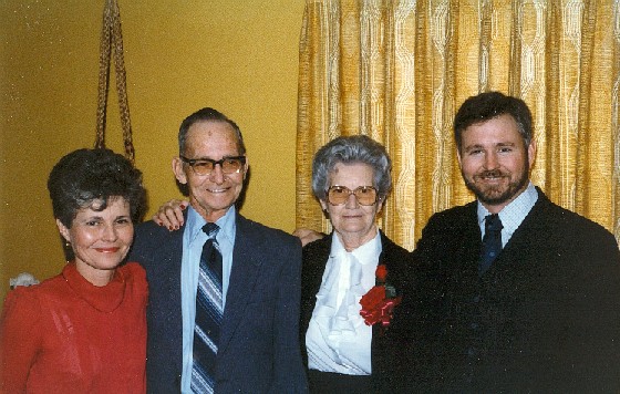 Shirley (Frain) Frederking, Lawrence & Manetta (Pitts) Frain, Jack Frain