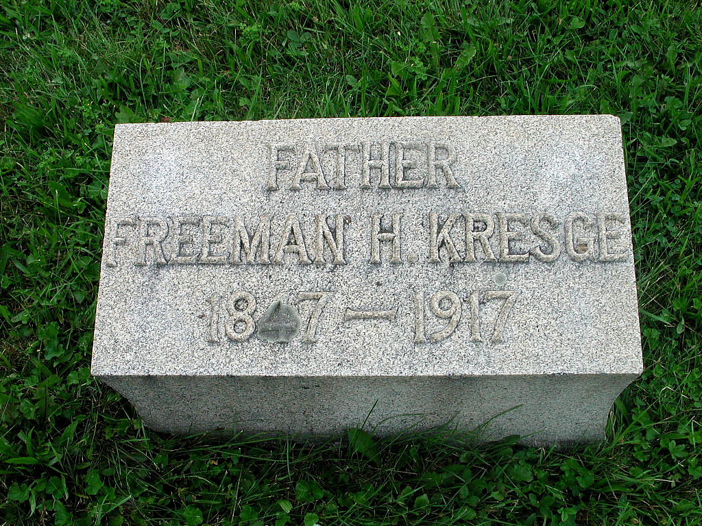 Freeman H. Kresge Tombstone