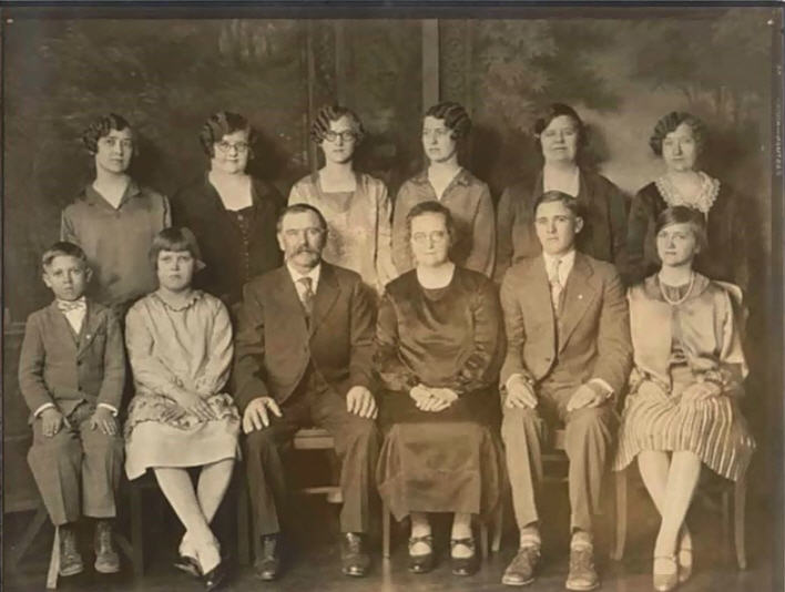 Bengt Alfred Ledell and Johannah Nelson Family - Front Row (L-R) Burdett Alfred, Elva Oliva, Bengt Alfred, Johannah, Joseph Harry, Amy Ruth Marcella - Back Row (L-R) Ester Clara Isabel, Evelina Beda, Anna Harriet, Josephine Margaret, Mabel Cecelia, Agnes Alfreda