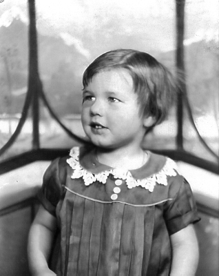 Dana Lou Sams