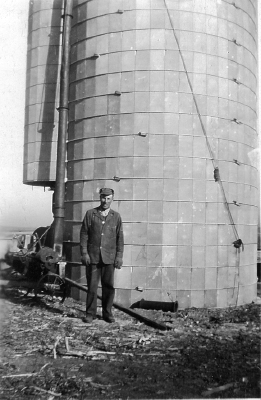 Vaden at the Sams Homestead
