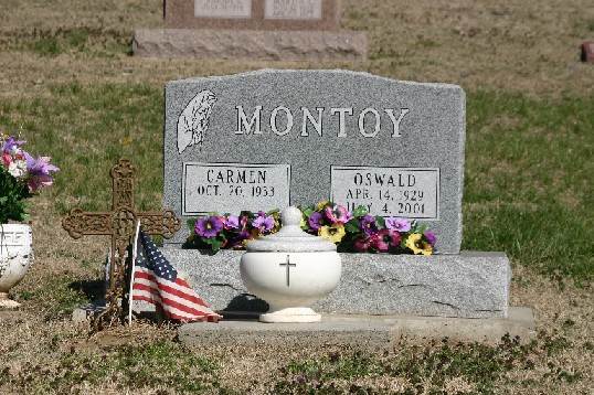 Oswald & Carmen (Bonilla) Montoy