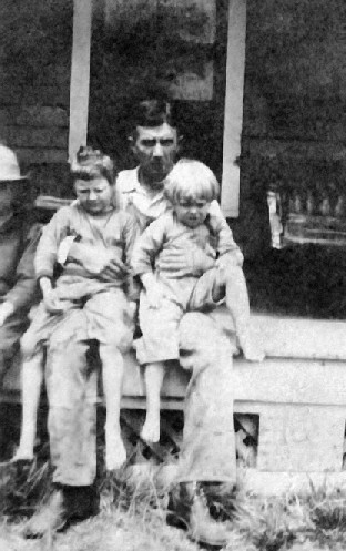 Charlotte Stevens, Tom Stevens & Unknown Child