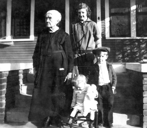 Emma (Layne) Stevens, Charlotte Stevens, Betty Stevens & Bill Stevens
